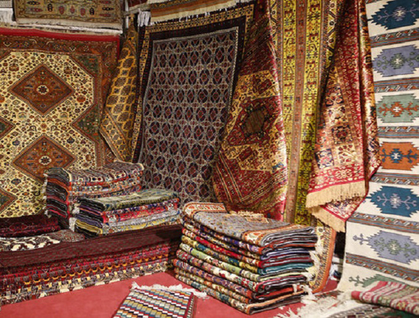 ماجرای استقبال ایرانیان از فرش افغانستان | وضعیت بازار فرش به سامان نیست