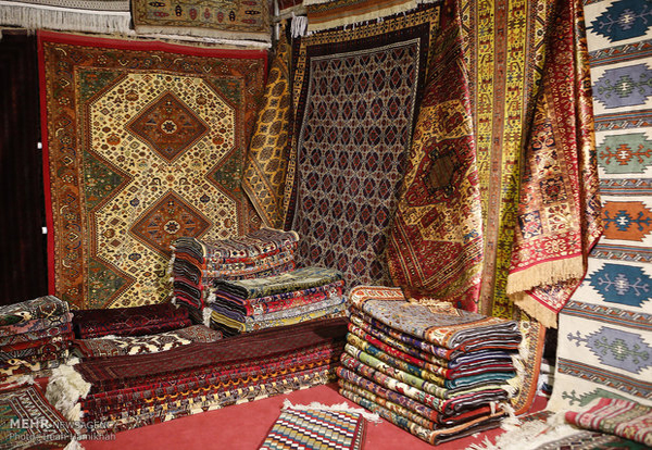 فرش ماشینی ،عمده صادرات آران و بیدگل