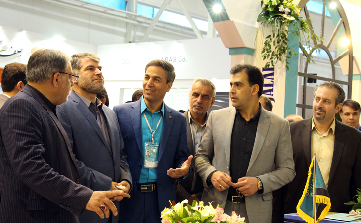 فرماندار شهرستان آران و بیدگل؛ در دومین روز از برگزاری یازدهمین نمایشگاه بین‌المللی فرش ماشینی در تهران حضور یافت