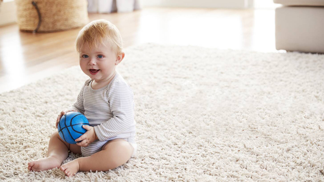اصول تمیز نگه داشتن فرش خانه با حضور کودک