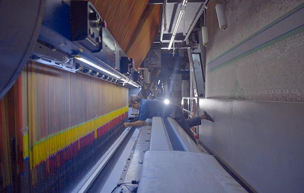 فرش ماشینی ایران در گرداب بحران؛ ضرورت دلاریزه شدن بازار