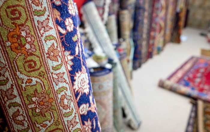 آیا فرش ارزان الزاماً بیکیفیت است؟ بررسی قیمت در برابر دوام